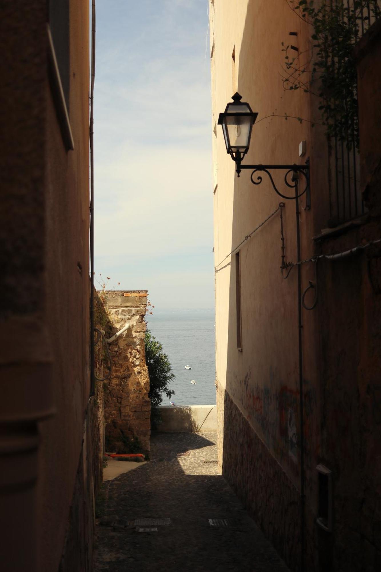 Angolo Del Marinaio. Casa Vacanze A Meta Di Sorrento Apartman Kültér fotó